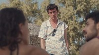 Netflix membawa sebuah kisah dari Turki di produksi original mereka Last Summer. Berkisah tentang Deniz yang selalu mengunjungi rumah orangtuanya setiap musim panas. Suatu hari jelang usia 16 dirinya menemukan hal berbeda dan siap mengkonfrontasi cinta pertamanya, Aslı, yang sudah ditaksir sejak kecil. (Foto: dok. Netflix)