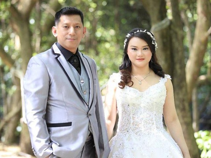 Foto pasangan Widya Chandra dan Herman. Batal nikah, Foto pasangan Widya Chandra dan Herman.