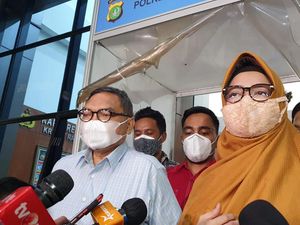 Pengacara Ceritakan Kondisi Terkini Nia Ramadhani dan Ardi Bakrie
