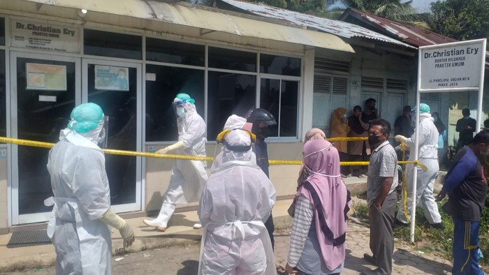 Lokasi penemuan mayat dokter di tempat praktik di Riau (dok. Istimewa)