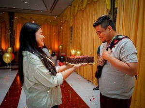 Usia Bobby Nasution Bikin Terkejut KD dan Yuni Shara, Ini Profil Menantu Jokowi