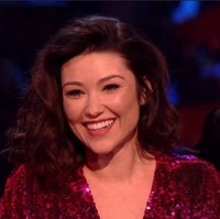 Tak sedikit pemain bola yang mengambil hati selebriti cantik. Pemain Italia Jorginho pun diketahui tengah berkencan dengan penyanyi Catherine Harding. Mantan pacar Jude Law yang pernah jadi kontestan The Voice itu berpacaran dengan Jorginho tak lama setelah sang bintang lapangan bercerai dari istrinya. Mereka telah memiliki seorang putra. Foto: Internet