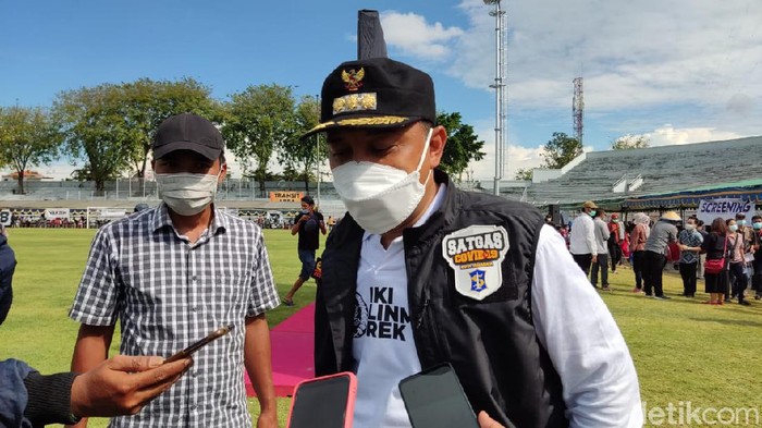wali kota surabaya eri cahyadi