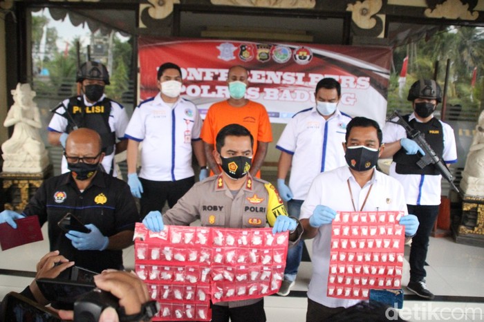 WN Jerman di Bali terancam hukuman mati akibat menyimpan kokain dan hasis ganja senilai Rp 1,5 miliar. (dok Istimewa)
