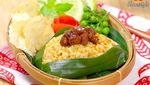 10 Resep Nasi Gurih Komplet untuk Makan Bareng Keluarga