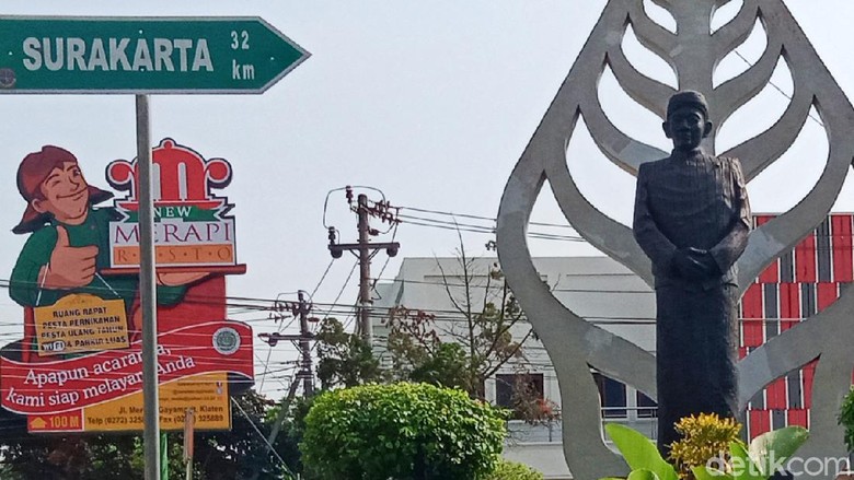 Patung dalang Ki Narto Sabdo Patung dalang Ki Narto Sabdo