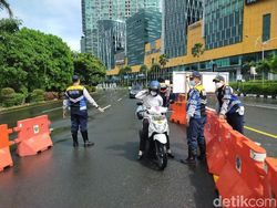 Pesan PPKM Darurat Sampai ke Warga, Mobilitas di Jalan-jalan Surabaya Turun