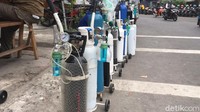 Rata-rata warga mengisi tabung oksigen berukuran 1 m³ hingga 2 m³. Foto: Siti Fatimah
