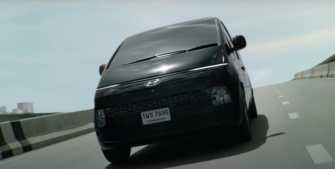 Hyundai Staria