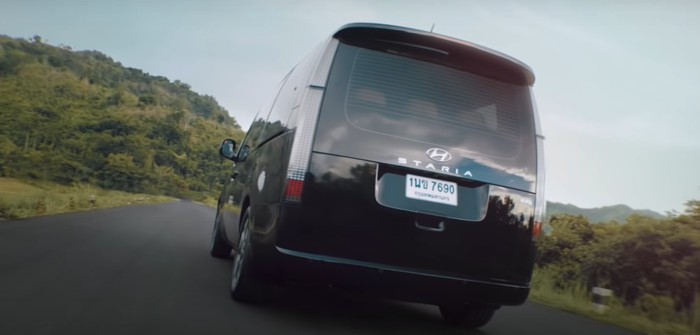 Hyundai Staria