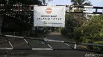 Kasus Corona Tinggi, Pemukiman Warga di Bekasi Di-lockdown