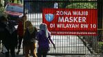 Kasus Corona Tinggi, Pemukiman Warga di Bekasi Di-lockdown