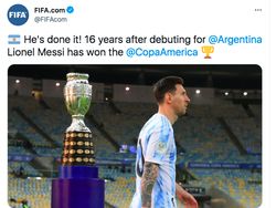 Netizen Terharu Messi Peluk Neymar dan Samai Ronaldo