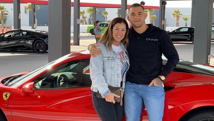 Mobil Dustin Poirier