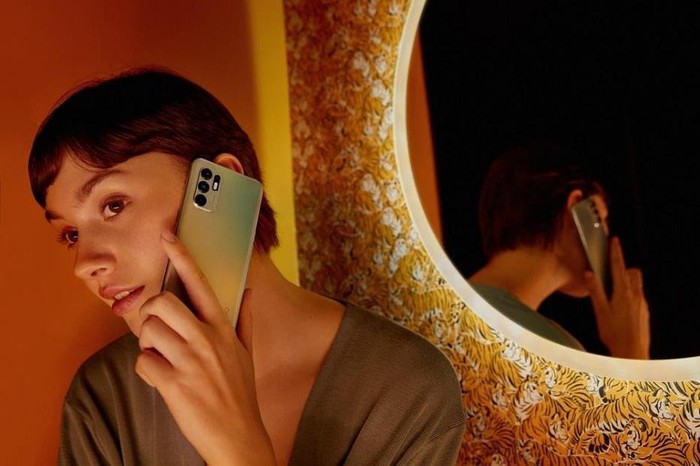 OPPO Reno6