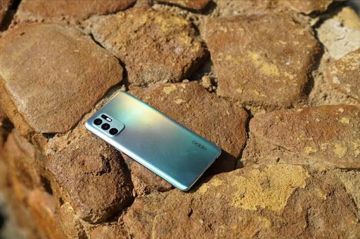OPPO Reno6