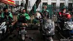 Pejuang Rupiah yang Bertahan di Tengah Hantaman COVID-19
