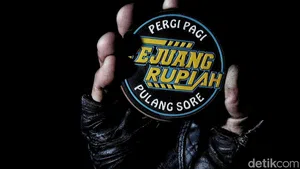 Pejuang Rupiah yang Bertahan di Tengah Hantaman COVID-19