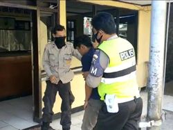 Pelaku Curanmor Ditembak Saat Hindari Penyekatan PPKM Darurat di Nganjuk