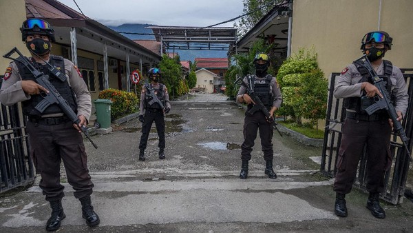 Polisi Tembak Mati 2 Orang DPO MIT Poso