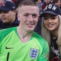 Tak kalah cantik dari WAGs timnas Italia, WAG timnas Inggris yang satu ini juga memiliki paras memukau. Megan Davison merupakan pasangan dari Jordan Pickford. Keduanya telah menikah dan memiliki seorang anak berusia 2 tahun. Foto: Instagram