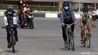 Padahal ada larangan bersepeda selama PPKM Darurat.