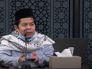 Profil KH Ahmad Lutfi Fathullah, Ahli Hadits Cucu Guru Mughni Asal Betawi