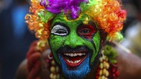 India dikhawatirkan Kembali menuju puncak penularan virus Corona. Di Gelombang kedua India sempat mencapai puncak penambahan kasus lebih dari 400 ribu sehari. AP Photo/Mahesh Kumar A. 