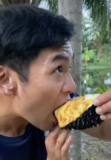 Durian Bakar Topping Keju Lumer