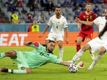 Donnaruma Jadi Pengganti Sepadan Andai Ederson Tinggalkan Man City