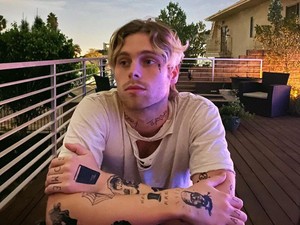 Starting Line, Garis Awal Pembuka Album Solo Luke Hemmings 5SOS