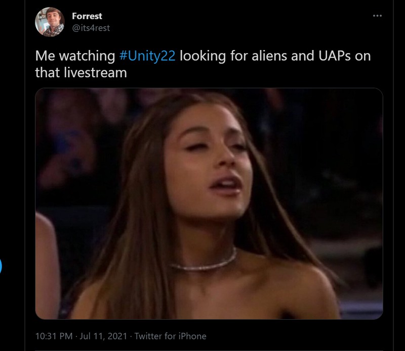 Meme Richard Branson ke Luar Angkasa