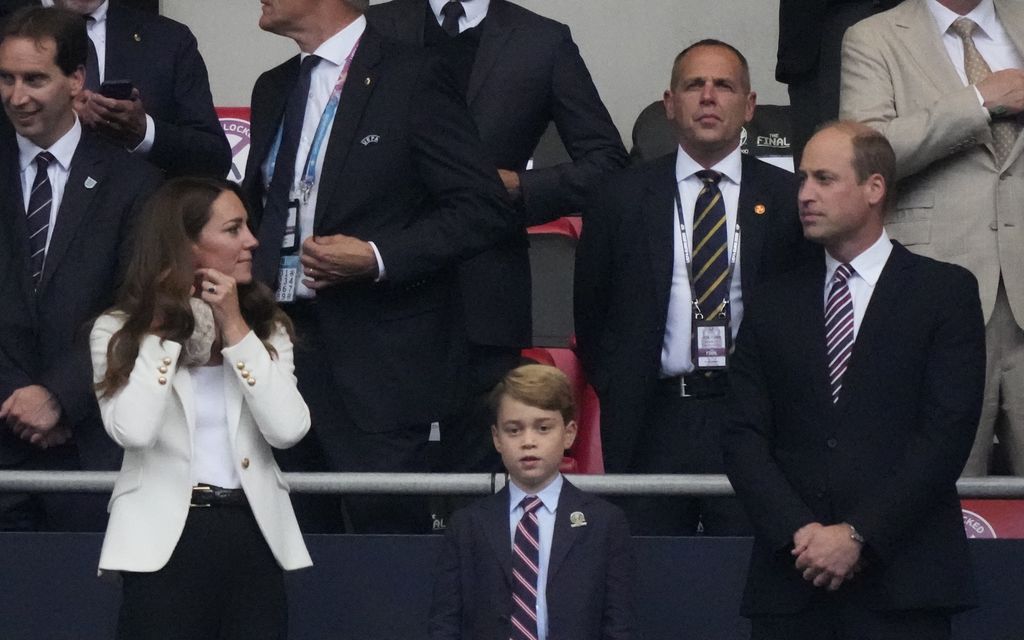 LONDON, ENGLAND - JULY 11: Prince William, President of the Football Association along with Catherine, Duchess of Cambridge look on prior to the UEFA Euro 2020 Championship Final between Italy and England at Wembley Stadium on July 11, 2021 in London, England. (Photo by Frank Augstein - Pool/Getty Images)