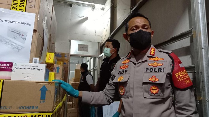 Polres Jakbar gerebek gudan penimbun obat covid-19