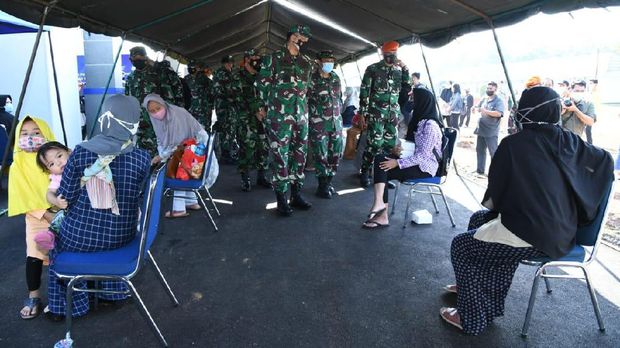 Serbuan vaksin COVID-19 turut digelar di markas pasukan elite TNI AU, Satbravo 90. Ditargetkan ada 10 ribu warga yang akan mengikuti (dok Dispenau)