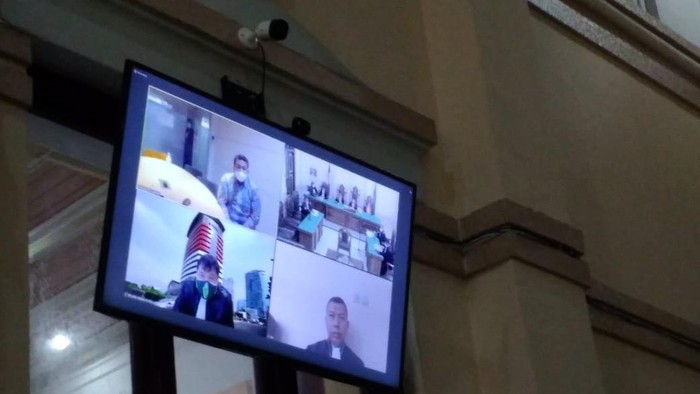 Sidang dakwaan Walkot Tanjungbalai nonaktif M Syahrial (Datuk-detikcom)