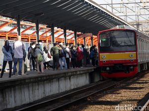 Pembatasan KRL Jabodetabek Masih Berlaku di Perpanjangan PPKM