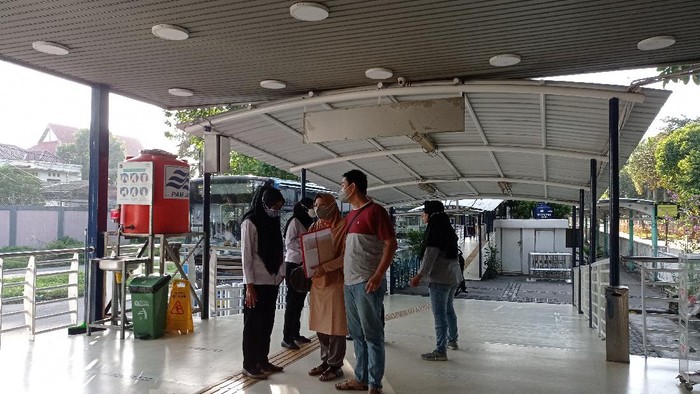 Suasana di Halte TransJakarta Ragunan Jaksel (Wilda-detikcom)