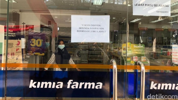 Vaksinasi Gotong Royong Individu Berbayar Kimia Farma ditunda