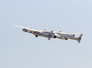 Gara-gara Mau Ngutang, Saham Virgin Galactic Rontok Serontok-rontoknya!