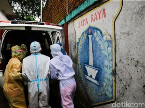 Data LaporCovid: 547 Pasien Corona Wafat Saat Isoman, Jabar Terbanyak