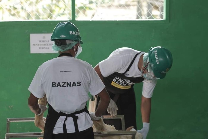 Badan Amil Zakat Nasional (Baznas) memastikan penerapan protokol kesehatan ketat dalam rangkaian penyembelihan hewan kurban pada Hari Raya Idul Adha mendatang