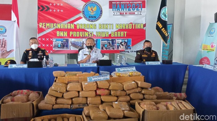 BNN Jabar gagalkan penyelundupan 200 kg ganja