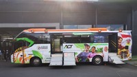 Nantinya food bus ACT ini akan digunakan untuk aksi sosial, yakni berkeliling ke pelosok-pelosok Indonesia untuk membagikan makanan gratis kepada masyarakat yang membutuhkan. Foto: Dok. Laksana
