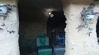 Perlu waktu sekitar 2 bulan pada tahun 2010 lalu untuk menyulap gua menjadi rumah. (Foto: 20detik)