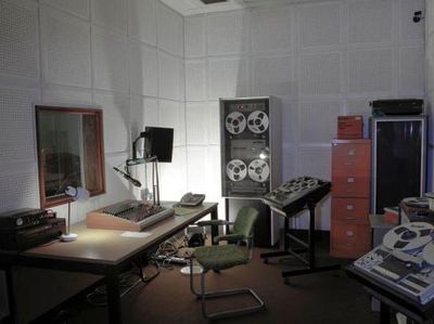 Foto Bunker Nuklir Bawah Tanah Terseram Inggris
