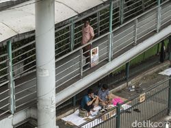 Jasa Servis HP di PGC Turun ke Jalan Imbas Mal Ditutup