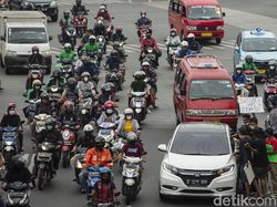 Jasa Servis HP di PGC Turun ke Jalan Imbas Mal Ditutup