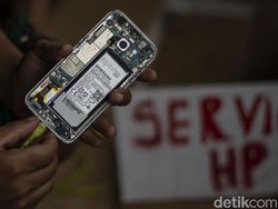 Jasa Servis HP di PGC Turun ke Jalan Imbas Mal Ditutup