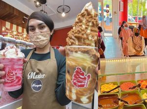 Mantan Guru Ini Jadi Kaya Setelah Jualan Yogurt di Kampung Halamannya